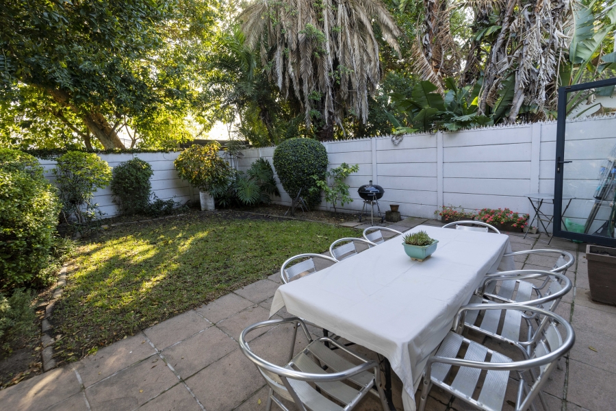 2 Bedroom Property for Sale in Claremont Western Cape
